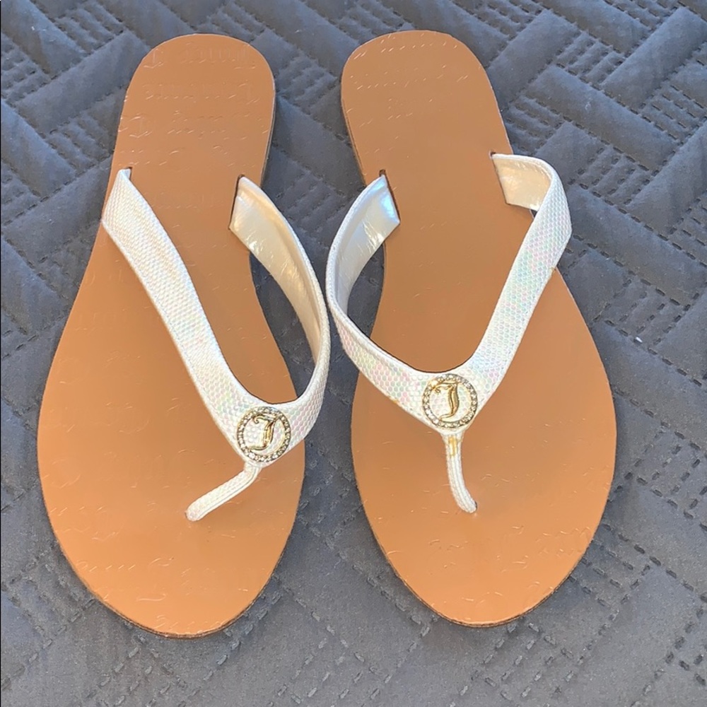 Flip flops/ Sandals